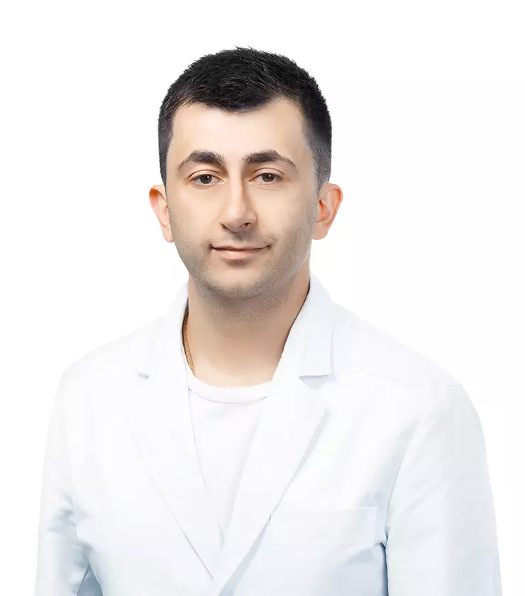 Погосян Роман Романович